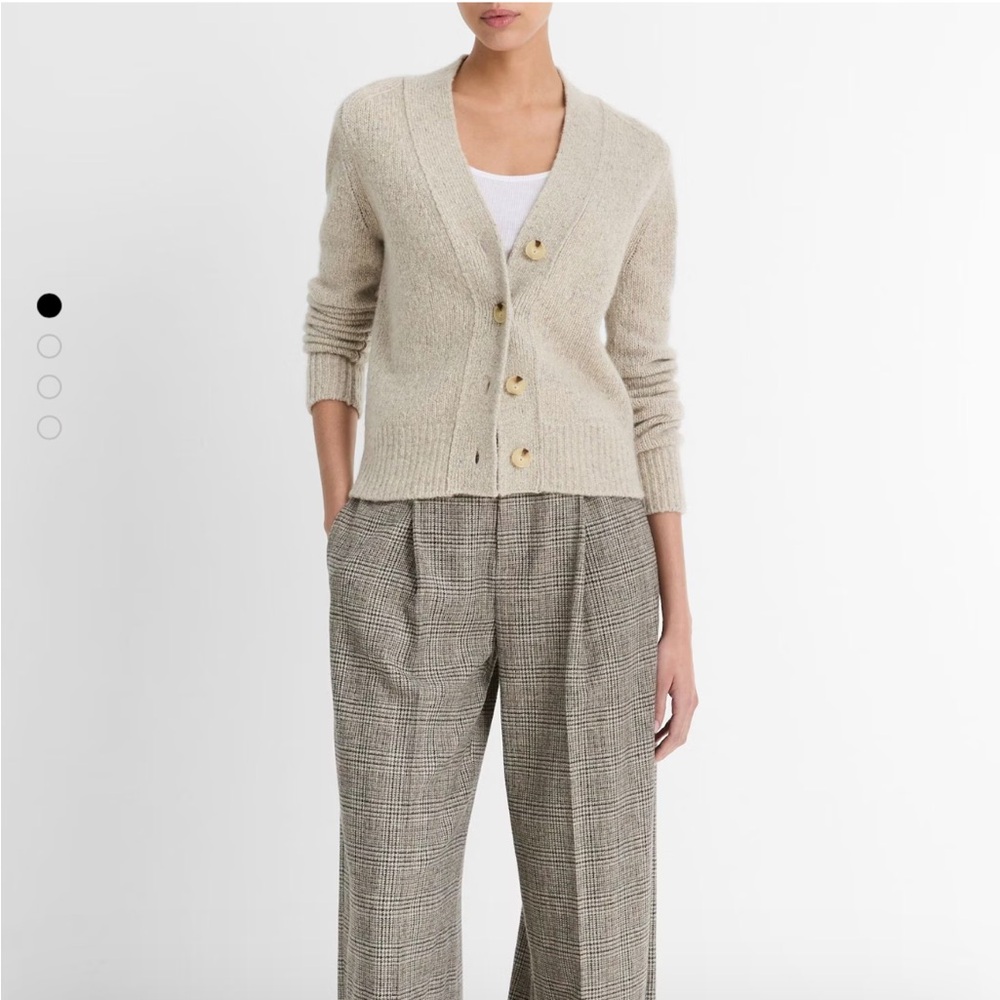 Vince 100% Cashmere Button-Up Sweater